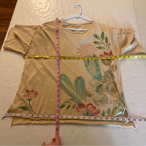 Dr. Collectors Cactus Tee Shirt Womens Size Medium Model T Joshua Tree Floral - Picture 13 of 13